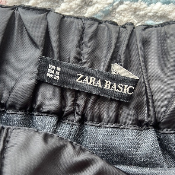 ZARA Mini Leather Skirt - Picture 4 of 4